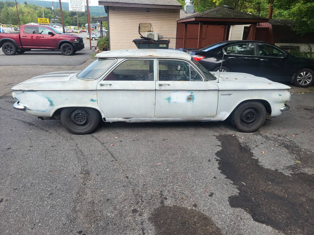 Chevrolet-corvair-700-1960-white-1