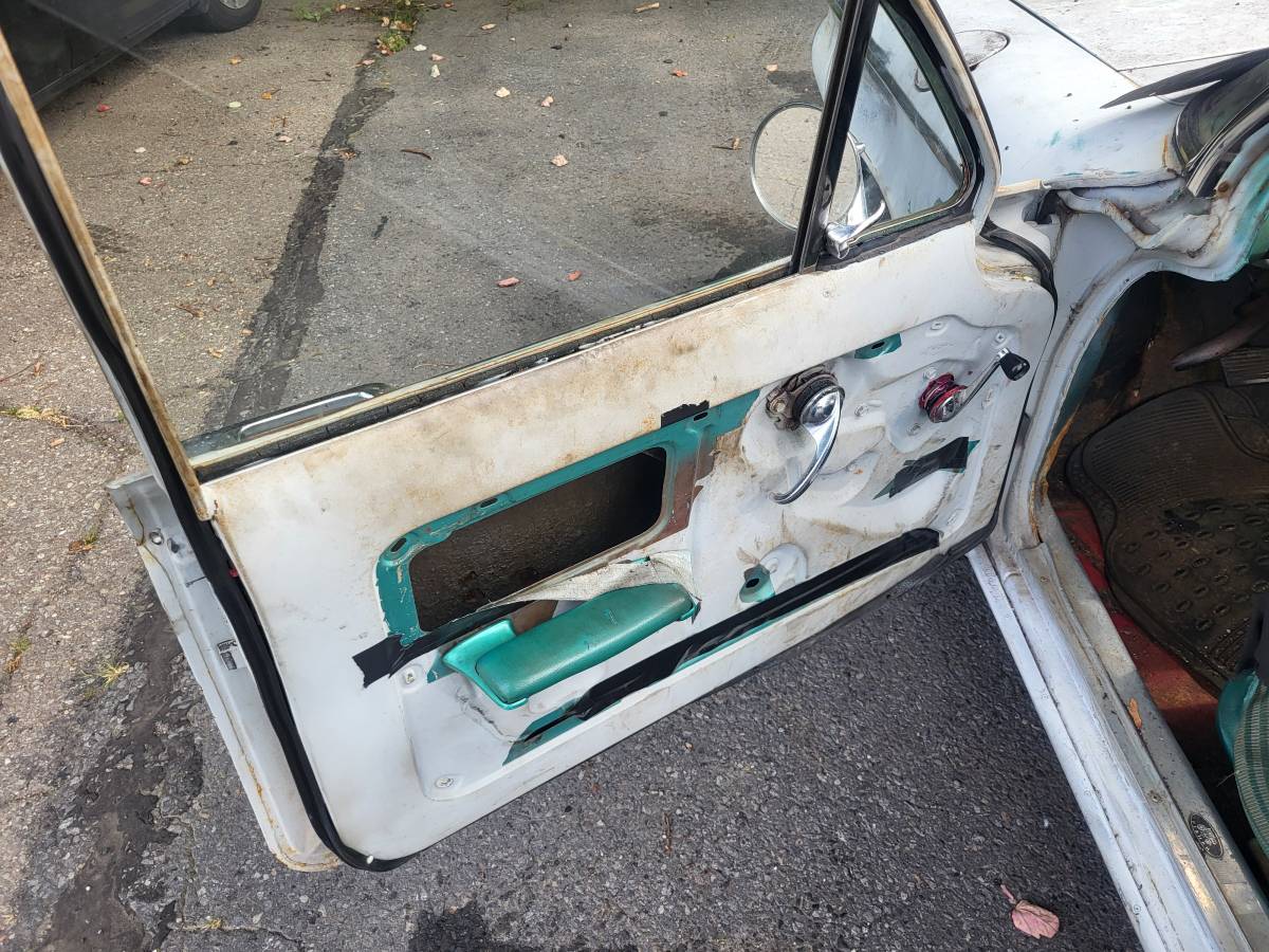 Chevrolet-corvair-700-1960-white-8