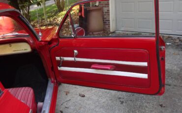 Chevrolet-corvair-700-1961-red-13
