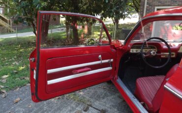 Chevrolet-corvair-700-1961-red-21