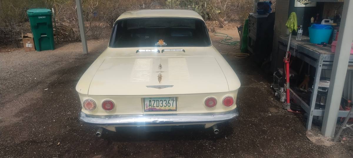 Chevrolet-corvair-mazda-900-1961-3