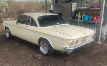 Chevrolet-corvair-mazda-900-1961
