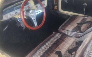 Chevrolet-corvair-mazda-900-1961-7