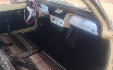 Chevrolet-corvair-mazda-900-1961-8