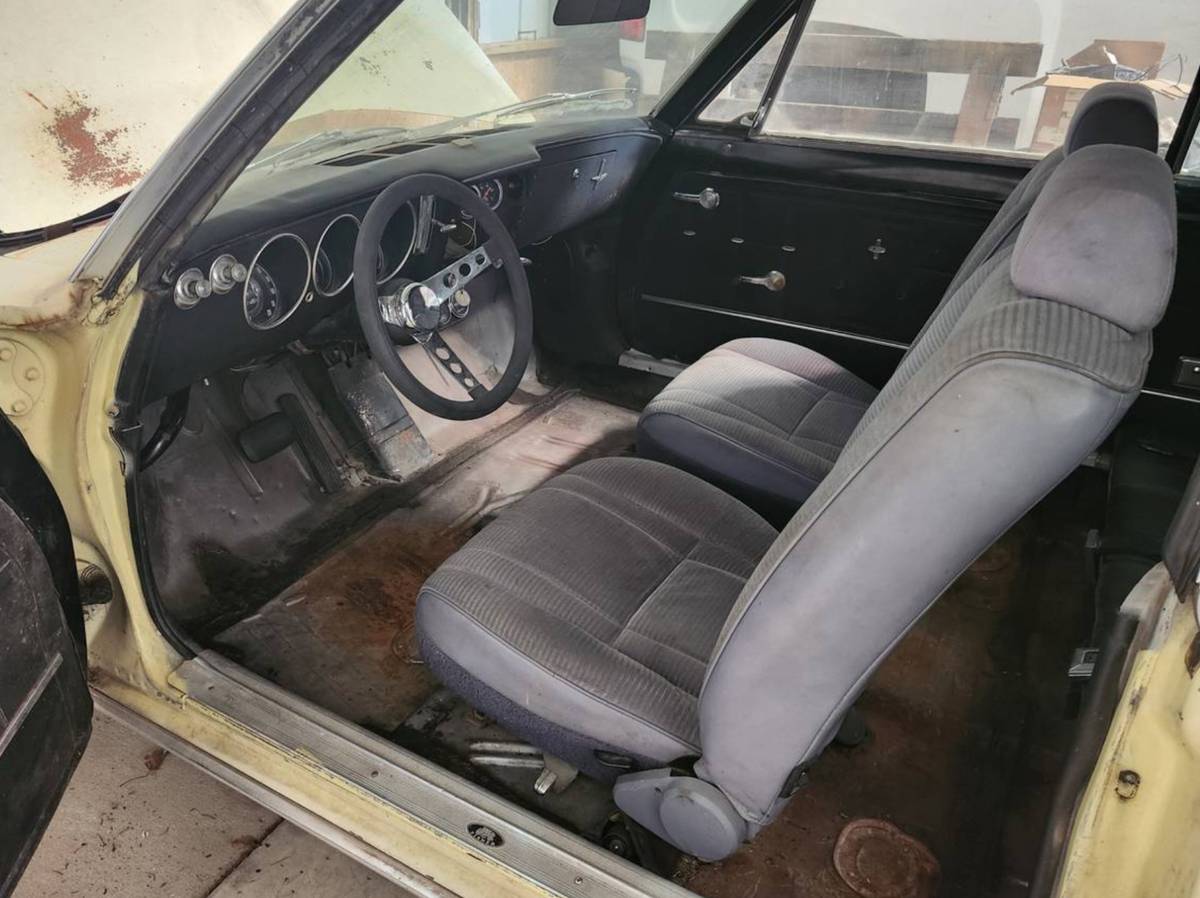 Chevrolet-corvair-monza-1965-6