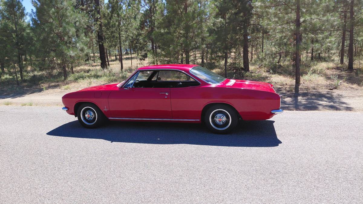 Chevrolet-corvair-monza-1967-red