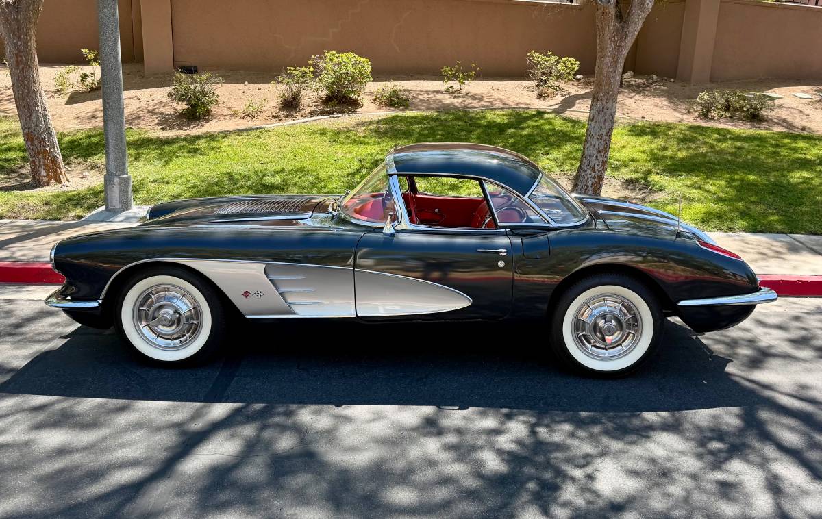 Chevrolet-corvette-1958-19
