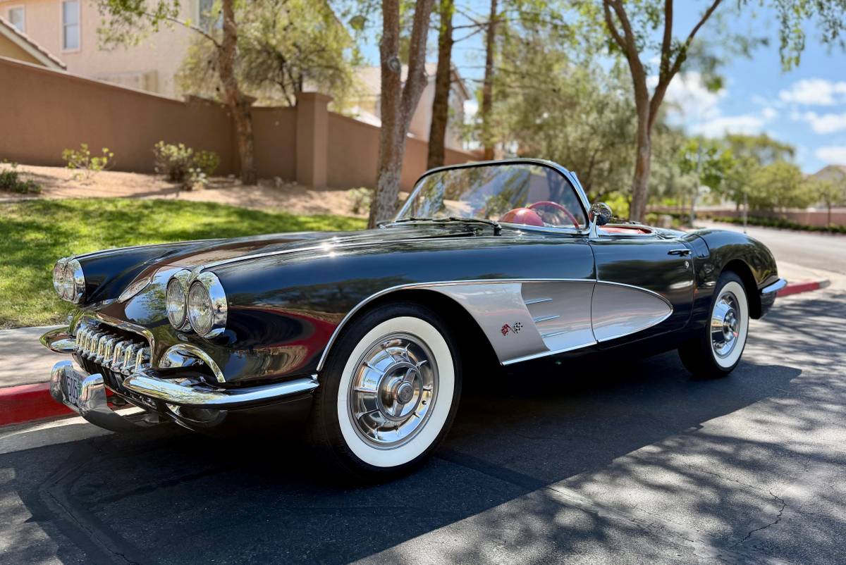 Chevrolet-corvette-1958-22
