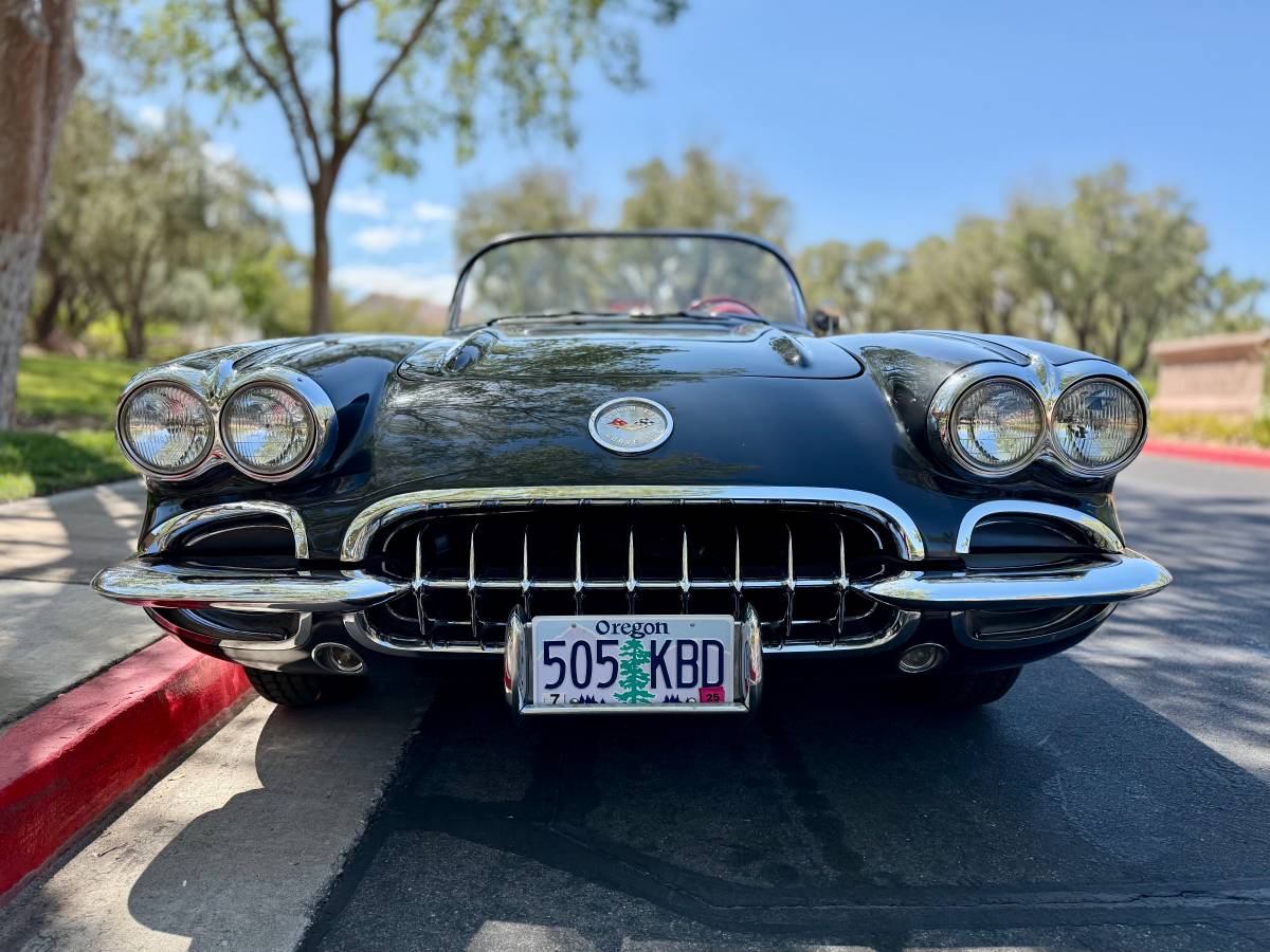 Chevrolet-corvette-1958-32