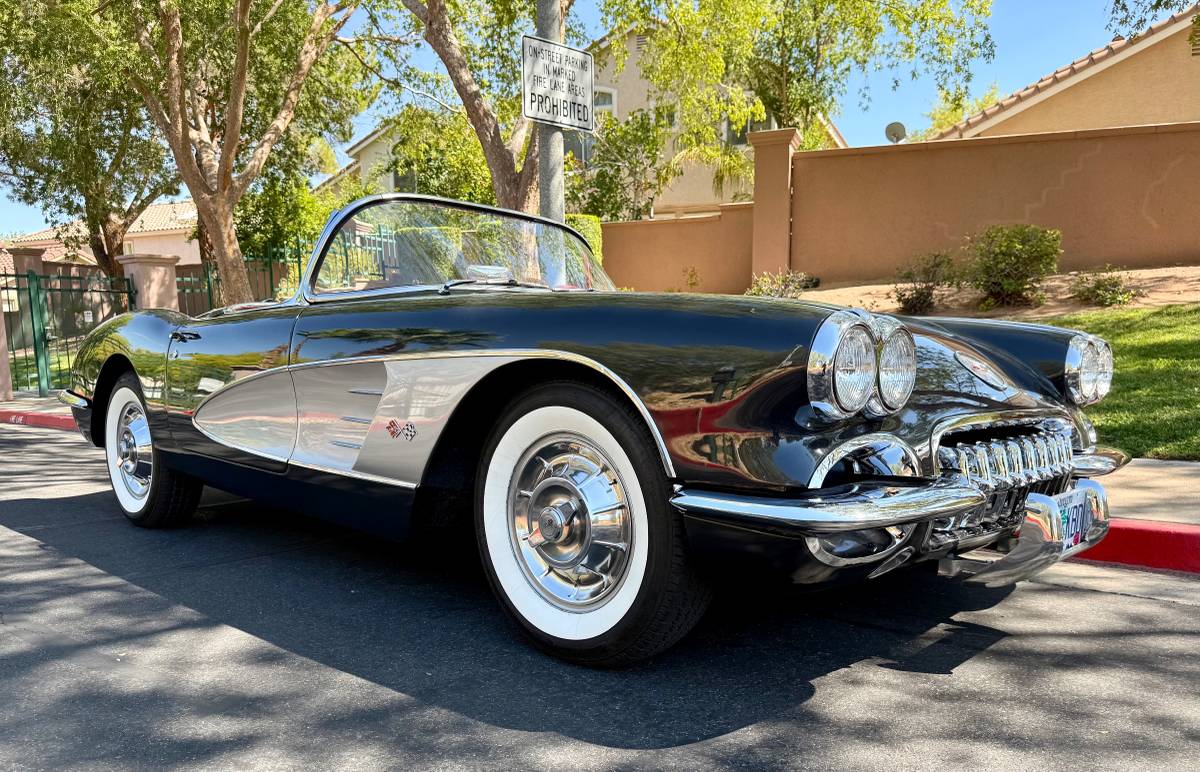 Chevrolet-corvette-1958