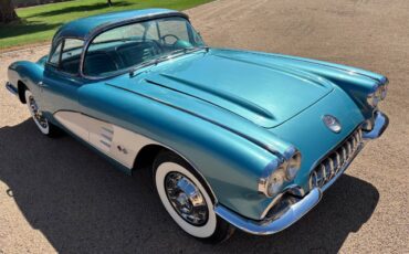 Chevrolet-corvette-1959-blue-4