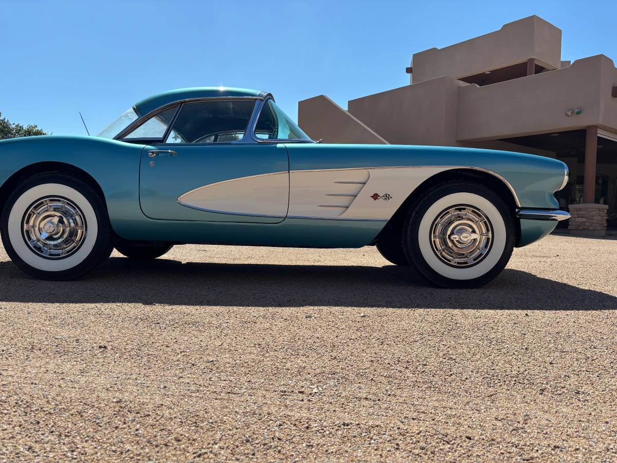 Chevrolet-corvette-1959-blue-5