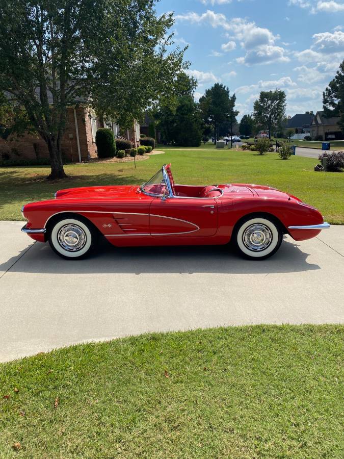 Chevrolet-corvette-1959-red-17
