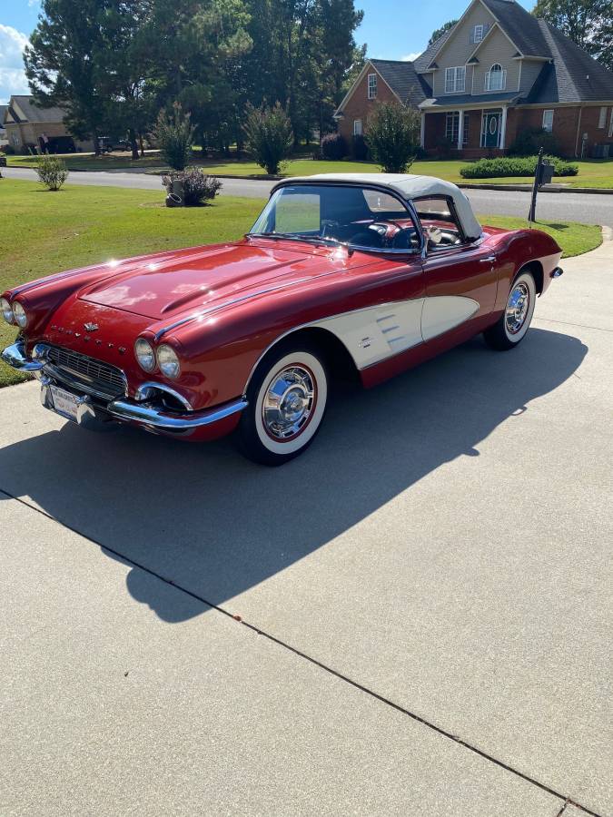 Chevrolet-corvette-1961-red-1