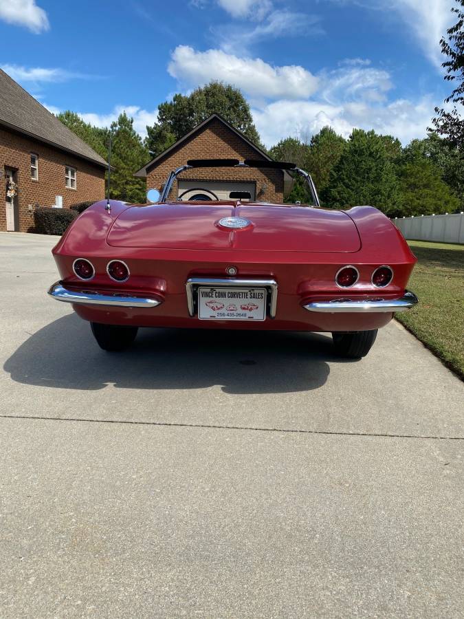 Chevrolet-corvette-1961-red-10