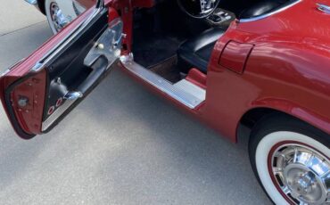 Chevrolet-corvette-1961-red-11