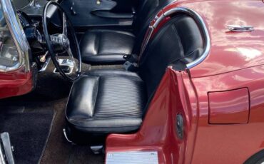 Chevrolet-corvette-1961-red-12