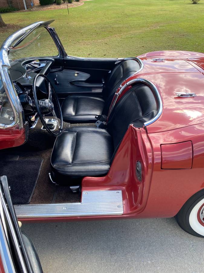 Chevrolet-corvette-1961-red-12