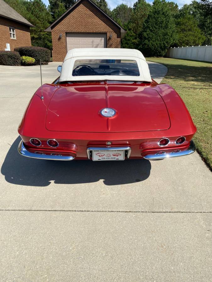 Chevrolet-corvette-1961-red-5
