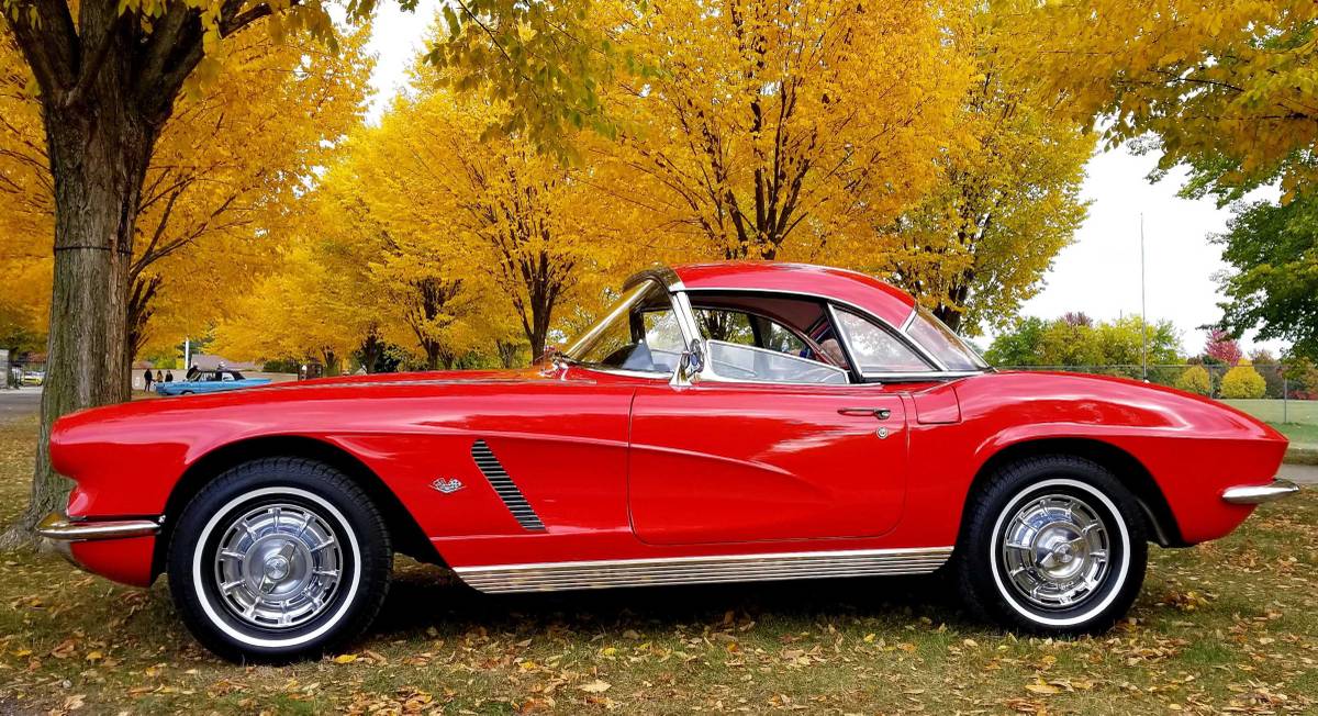 Chevrolet-corvette-1962-red-7