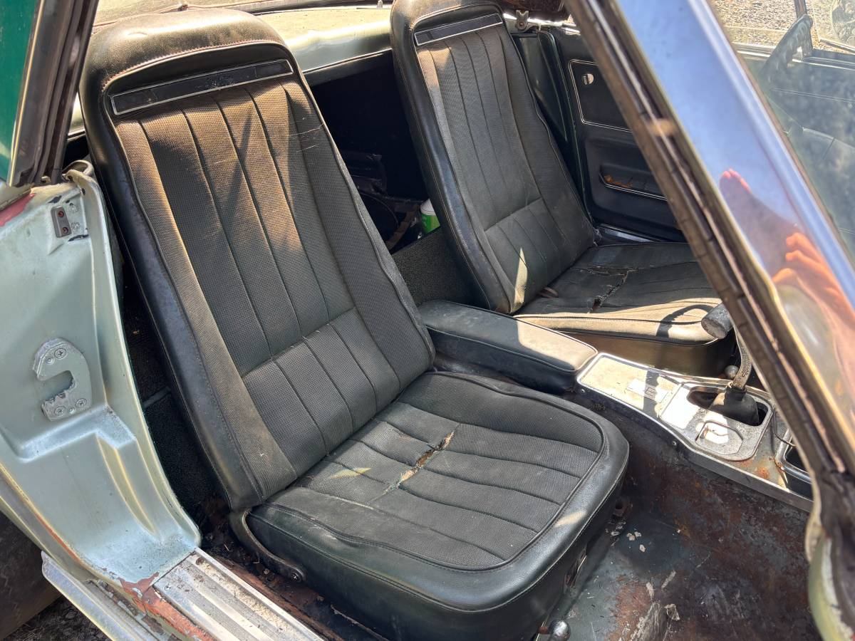 Chevrolet-corvette-1965-15