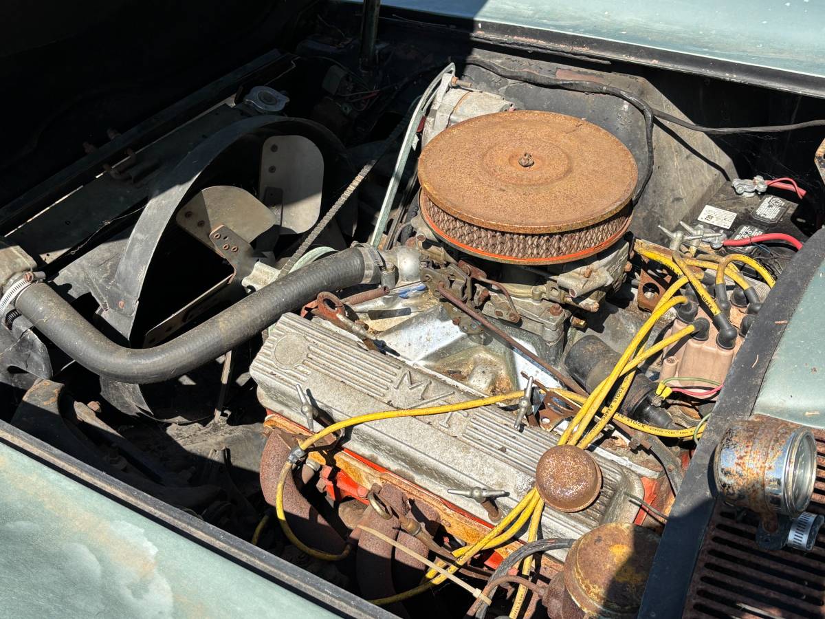 Chevrolet-corvette-1965-33