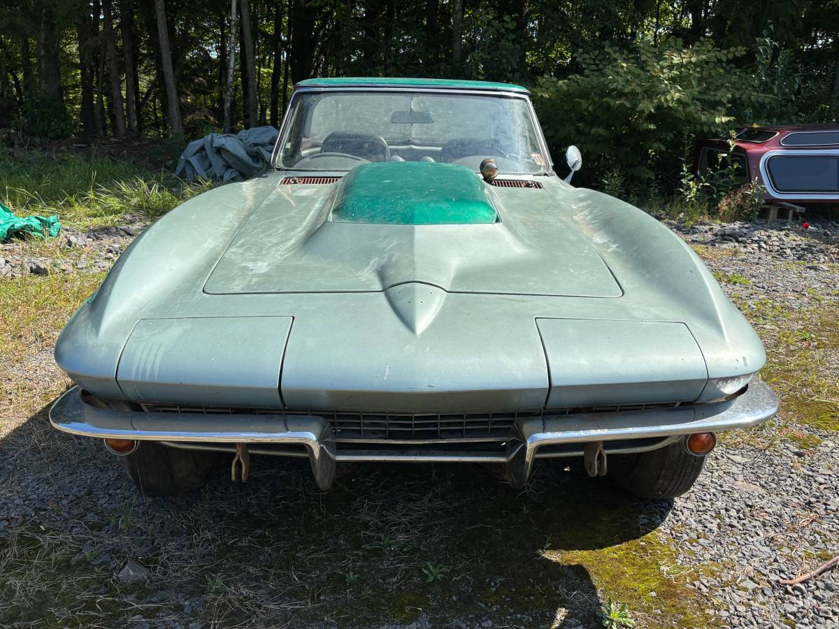 Chevrolet-corvette-1965-40