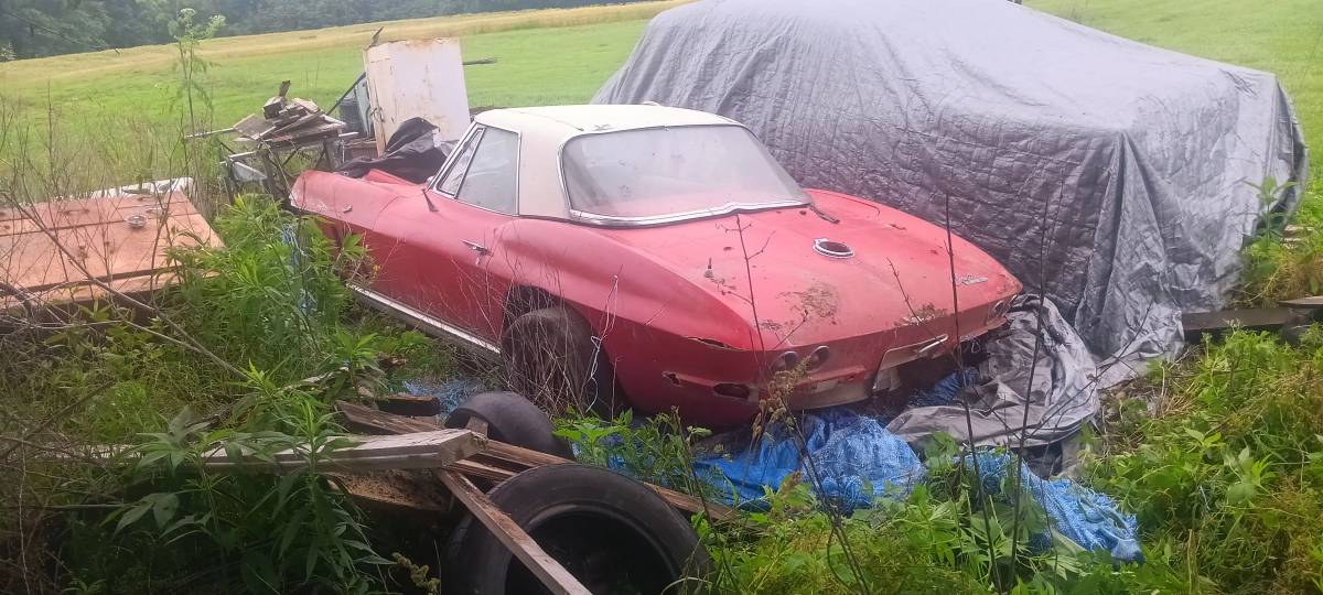 Chevrolet-corvette-1965-red-10