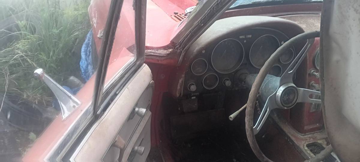 Chevrolet-corvette-1965-red-13
