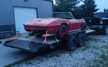 Chevrolet-corvette-1965-red-2