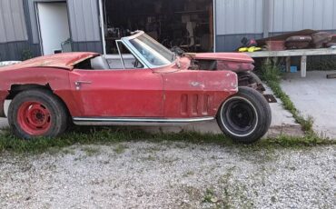 Chevrolet-corvette-1965-red-6