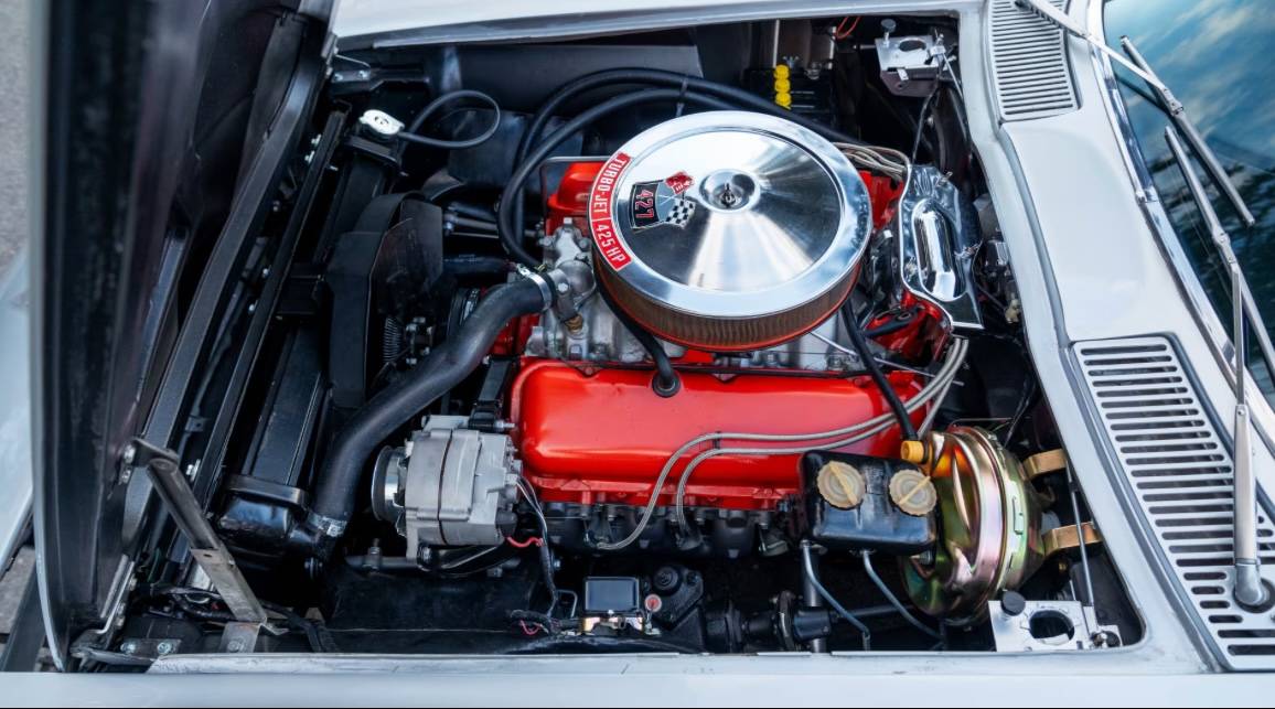Chevrolet-corvette-1966-7