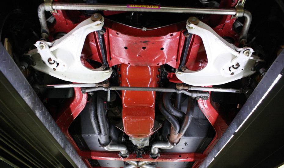 Chevrolet-corvette-1966-red-12