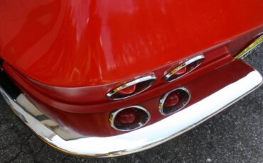 Chevrolet-corvette-1966-red-14