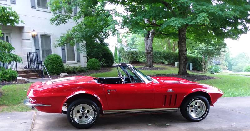 Chevrolet-corvette-1966-red-17