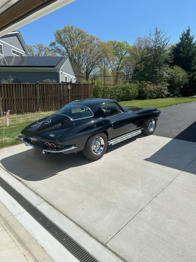 Chevrolet-corvette-1967-black-2
