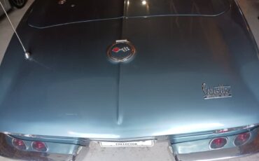 Chevrolet-corvette-1967-blue-1