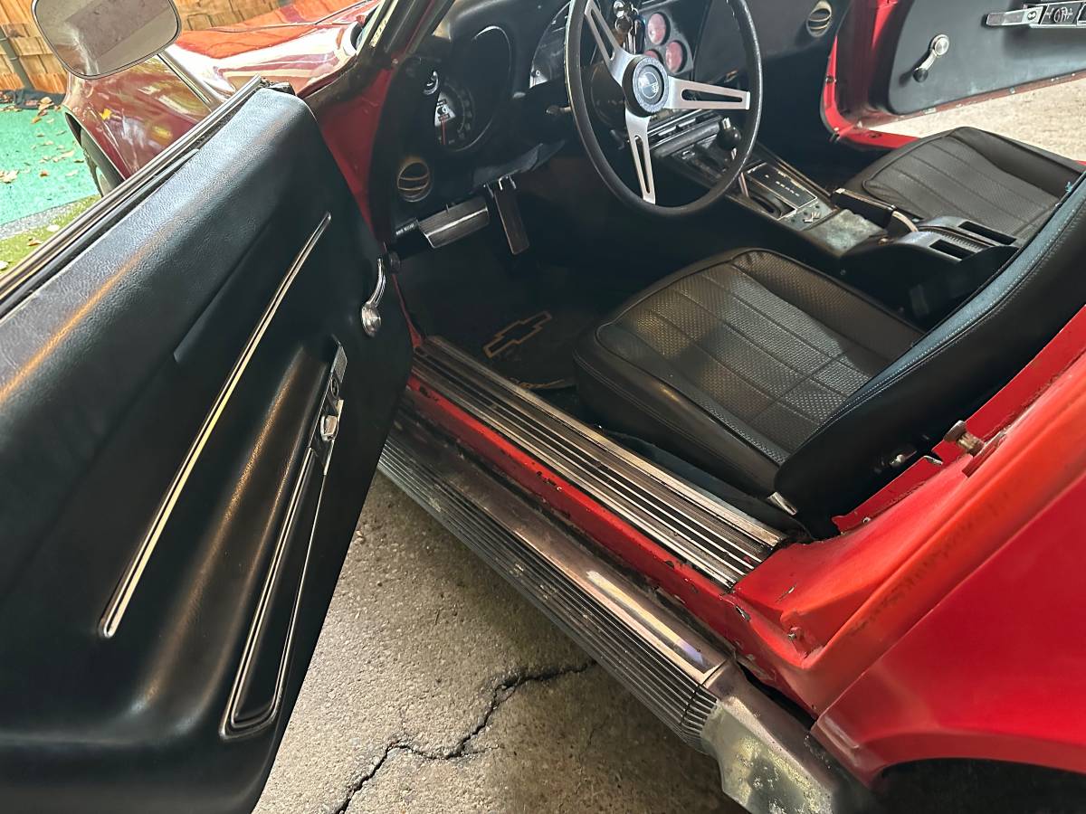 Chevrolet-corvette-1968-12