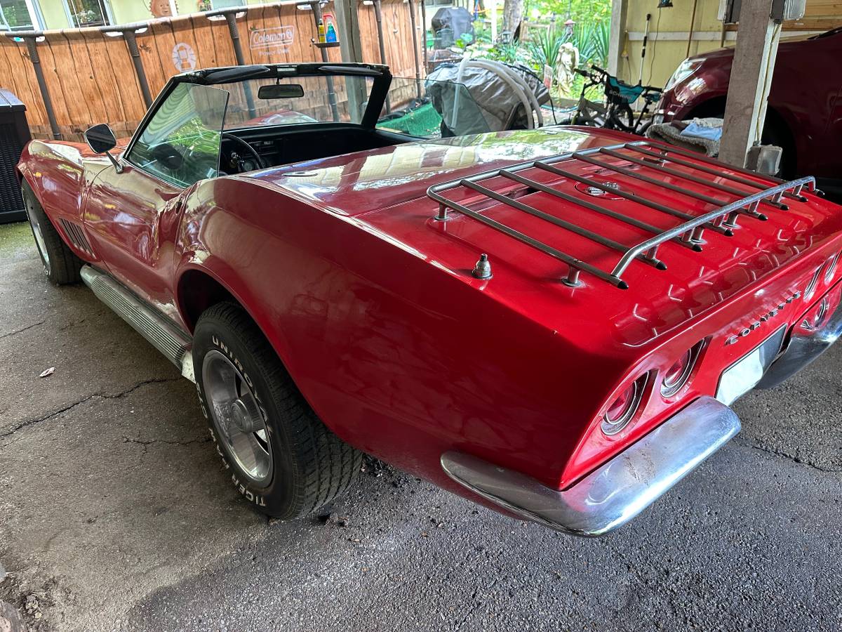 Chevrolet-corvette-1968-4