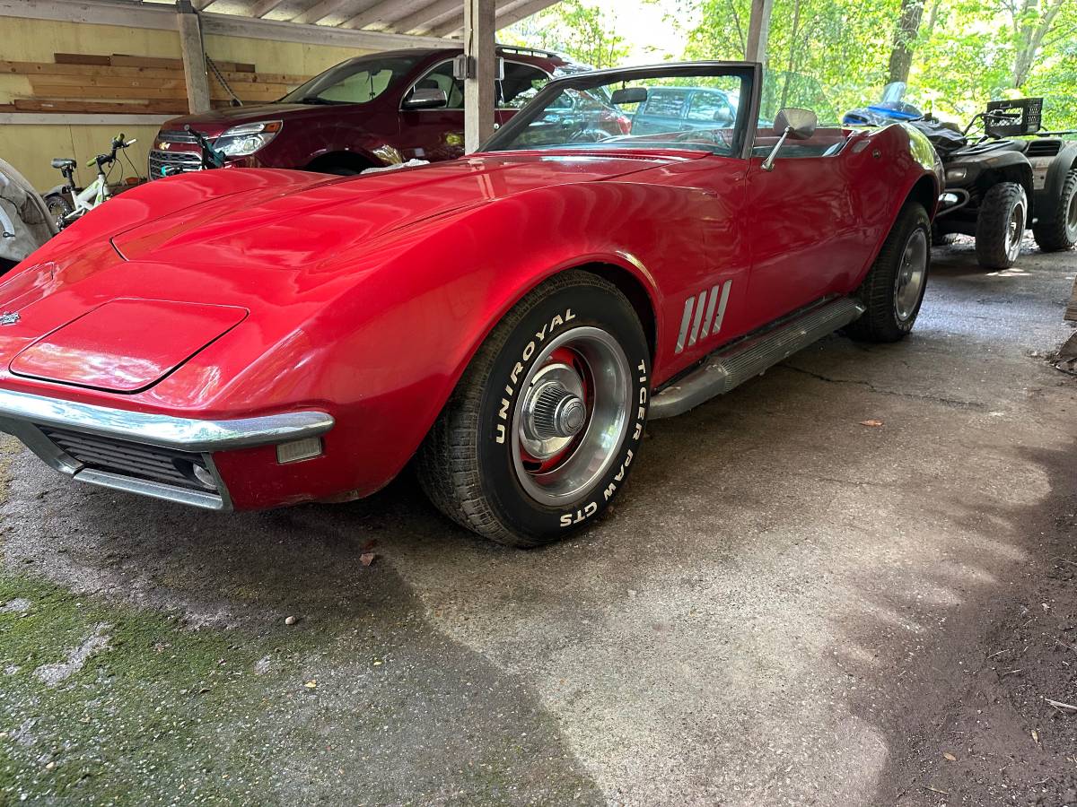 Chevrolet-corvette-1968-7
