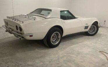 Chevrolet-corvette-1969-10