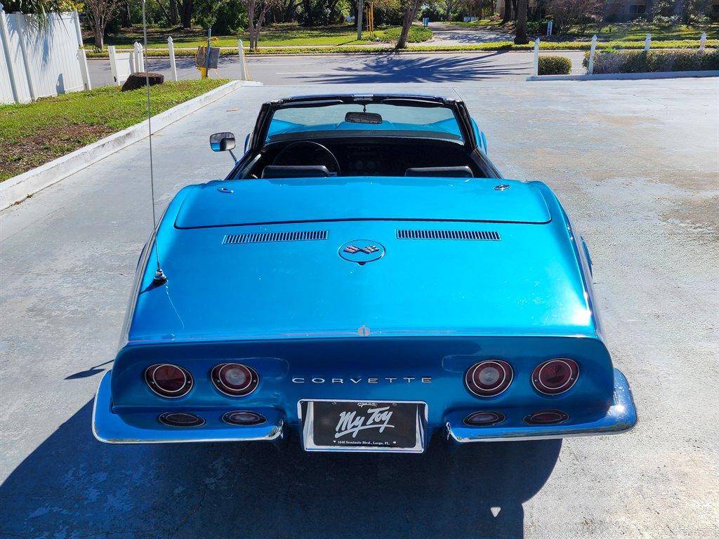 Chevrolet-corvette-1969-blue-7