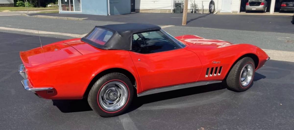 Chevrolet-corvette-1969-red-1