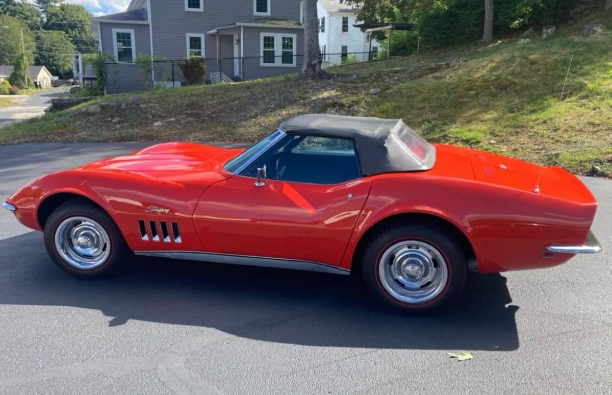 Chevrolet-corvette-1969-red-2