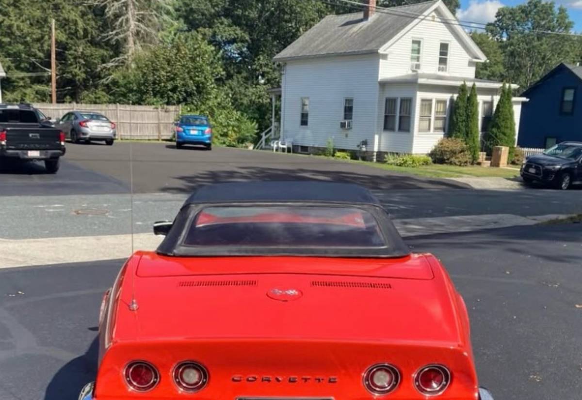 Chevrolet-corvette-1969-red-4
