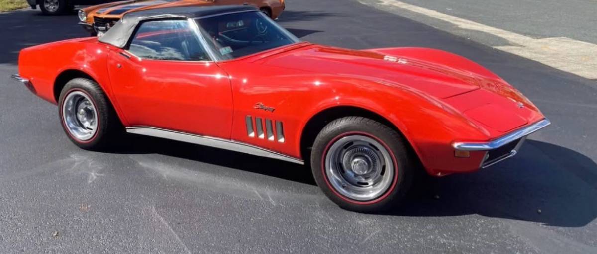 Chevrolet-corvette-1969-red