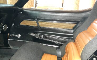 Chevrolet-corvette-1971-orange-1