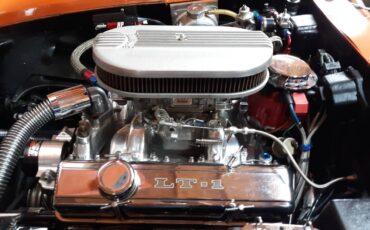 Chevrolet-corvette-1971-orange-15