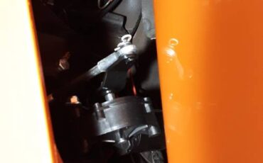 Chevrolet-corvette-1971-orange-17
