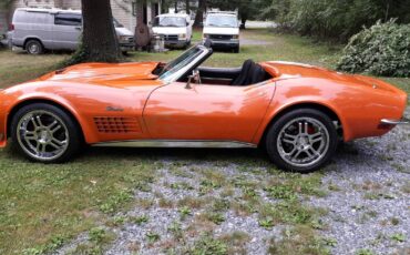 Chevrolet-corvette-1971-orange-18